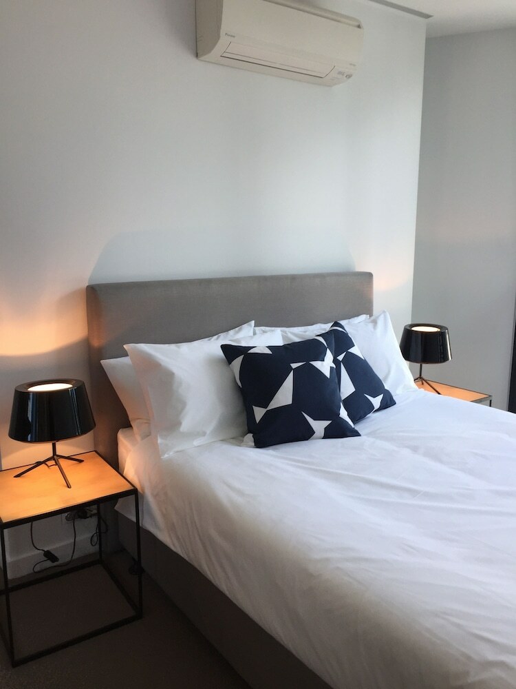 Apartamentos Readyset On Elizabeth