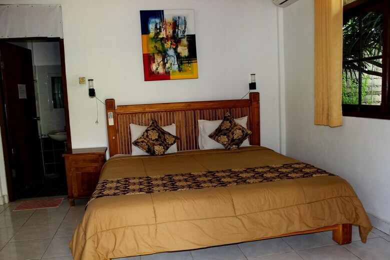 Hotel Star Two Thousand Bungalow