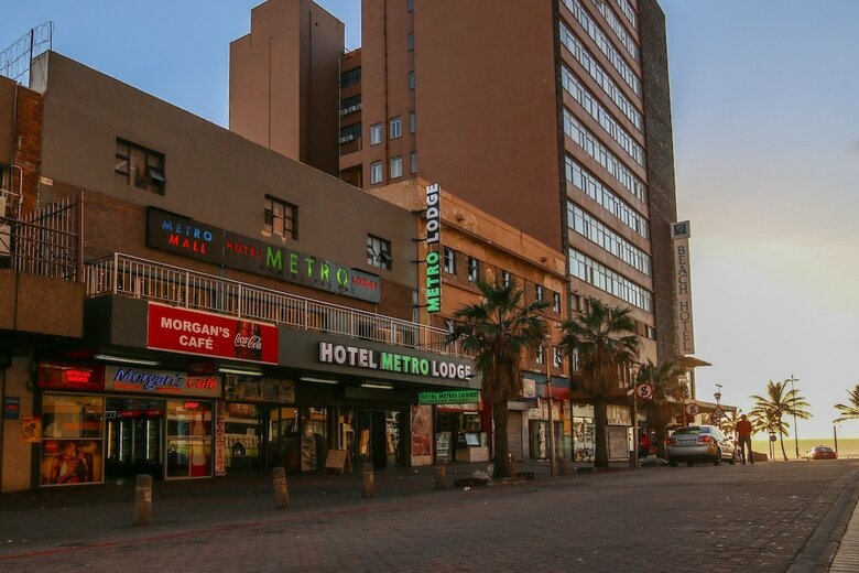 Metro Hotel Marine Parade