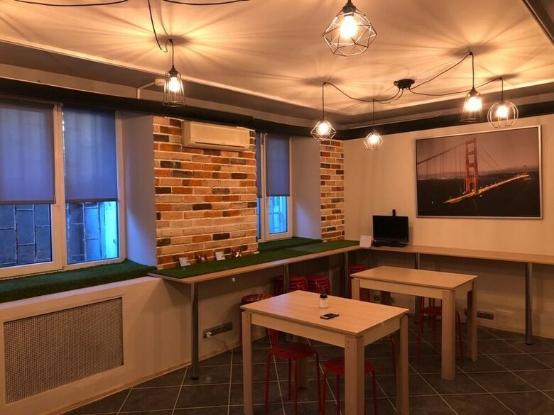 Hostal Capsule Hostel Yes Sport