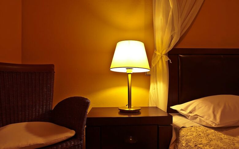 Chris Hotel