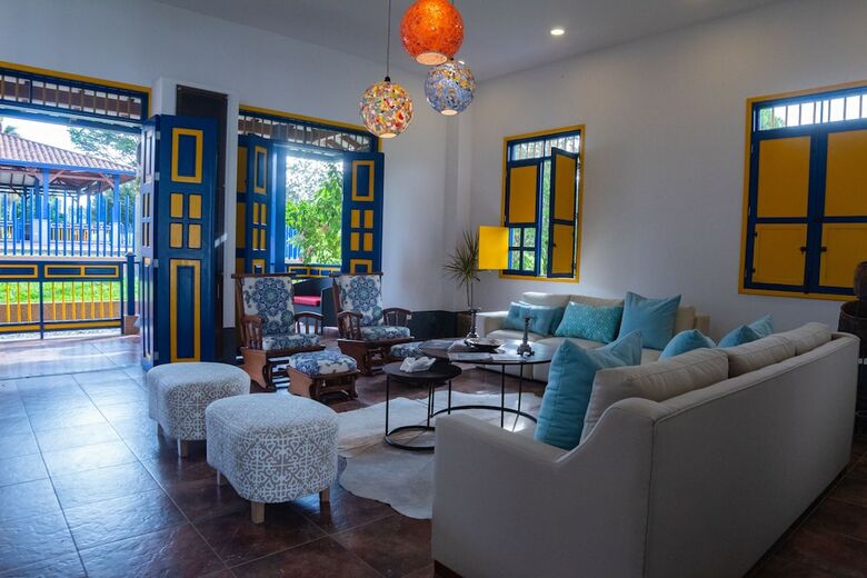 La Herencia Hotel
