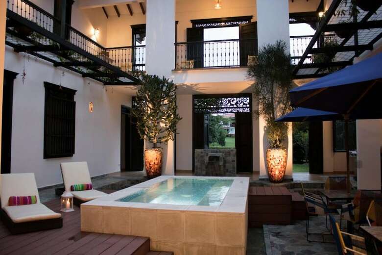 La Herencia Hotel