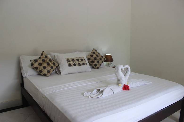 Hotel Five Brother's Homestay