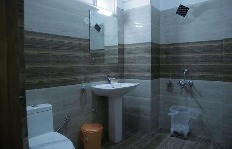 Hotel Sarla Regency