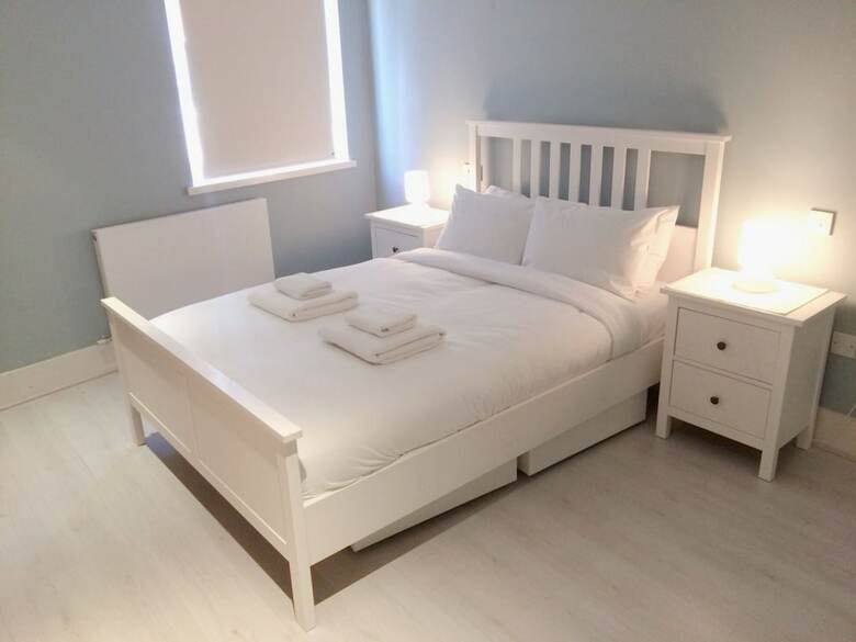 Apartamentos 2 Bedroom Home With Private Patio