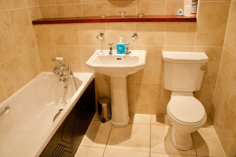 Apartamentos 2 Bedroom Flat In Converted Distillery In Edinburgh