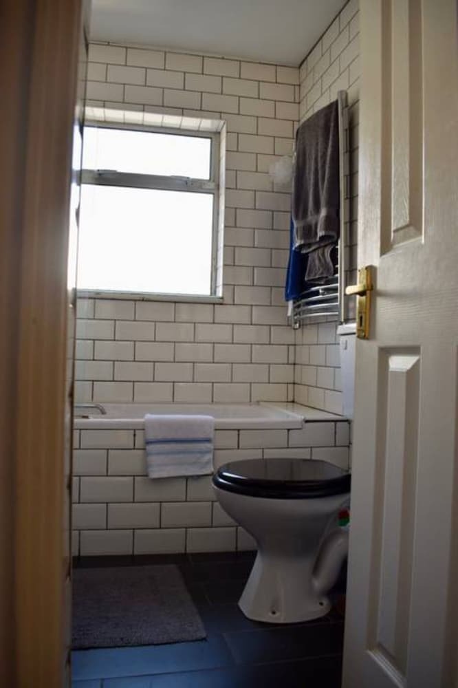 2 Bedroom House In Central Dublin