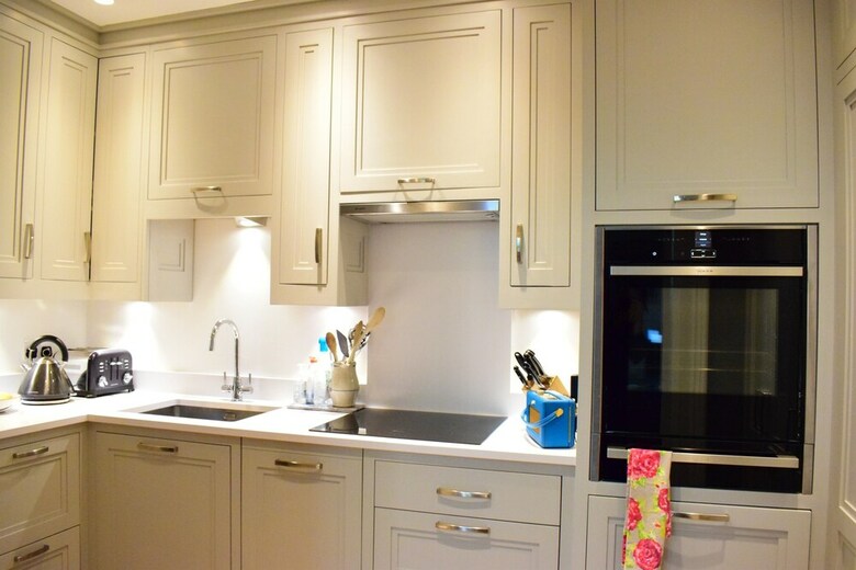 Renovated 1 Bedroom Apartment