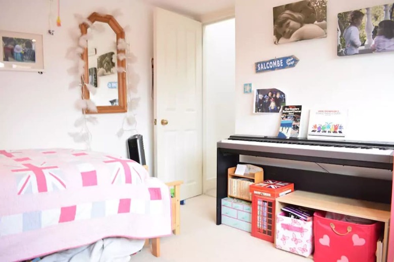 5 Bedroom Family Home Near Wimbledon