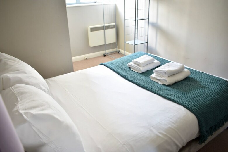 3 Bedroom Apartment In Temple Bar