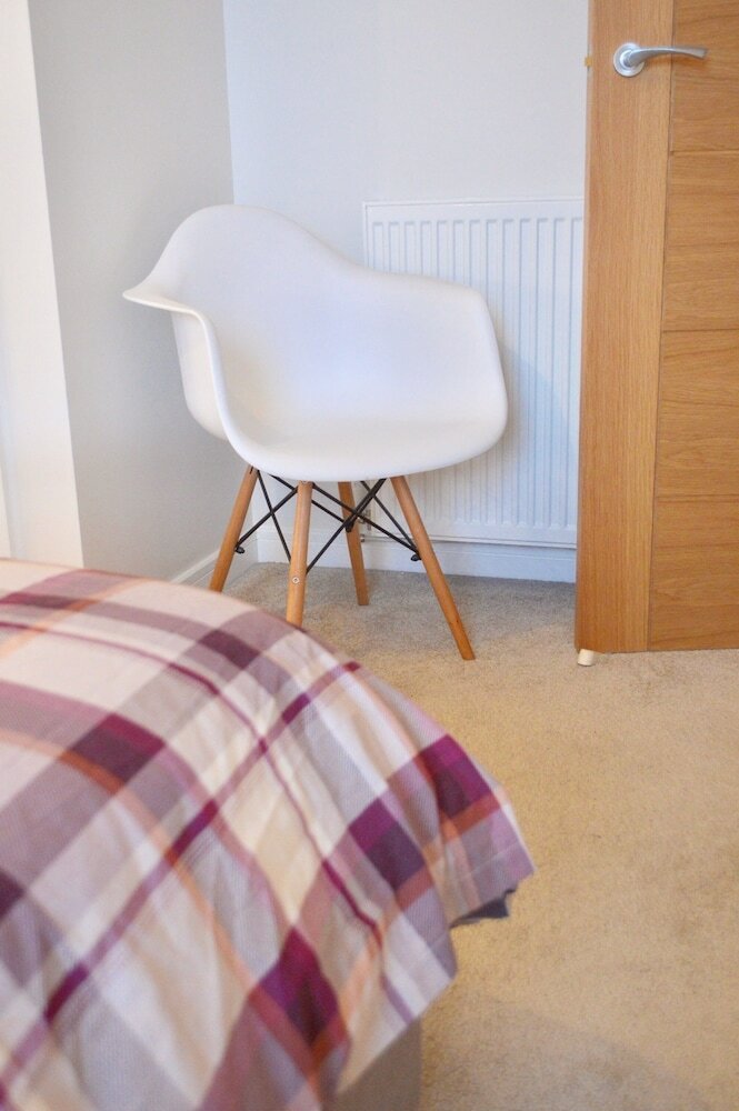 Modern 1 Bedroom Apartment Off Leith Walk