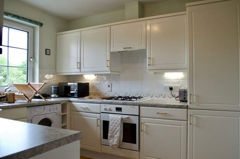 Bright 1 Bedroom Apartment In Edinburgh