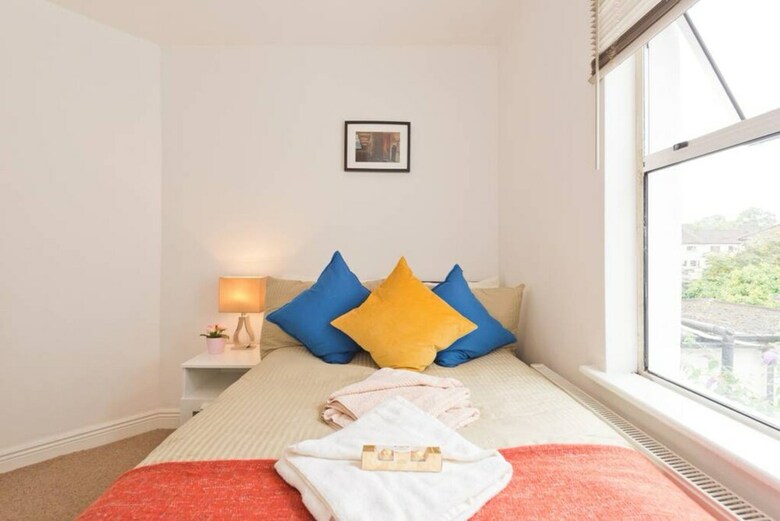 2 Bedroom Riverside Apartment