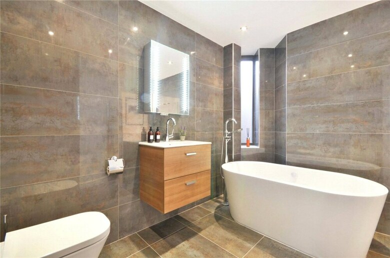 2 Bedroom House In West Hampstead