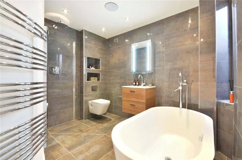 2 Bedroom House In West Hampstead