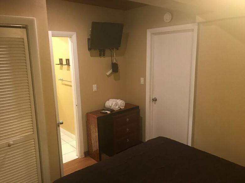 Apartamentos Brownstone Sea Beach