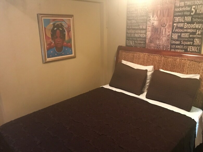 Apartamentos Brownstone Sea Beach