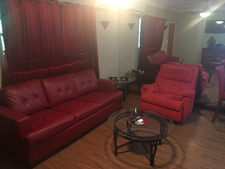 Apartamentos Brownstone Sea Beach