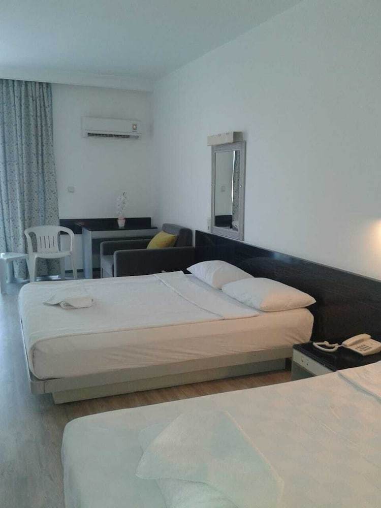 Hotel 1461