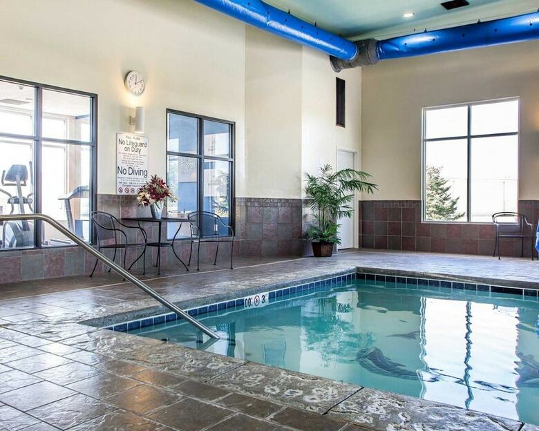 Hotel Comfort Suites Troy