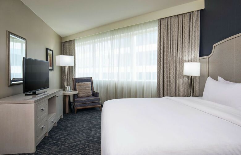 Hotel Doubletree By Hilton Nashville Downtown