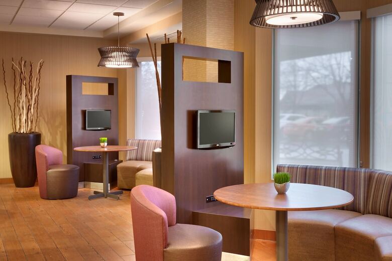 Hotel Courtyard By Marriott Sandy