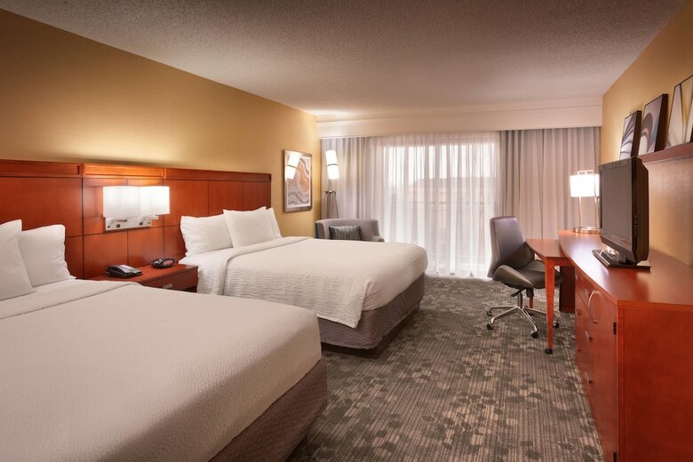 Hotel Courtyard By Marriott Sandy