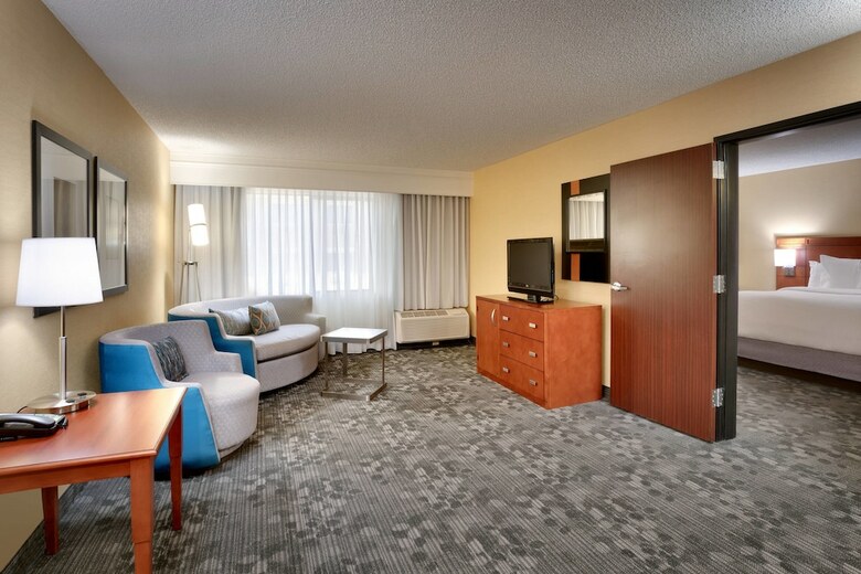 Hotel Courtyard By Marriott Sandy