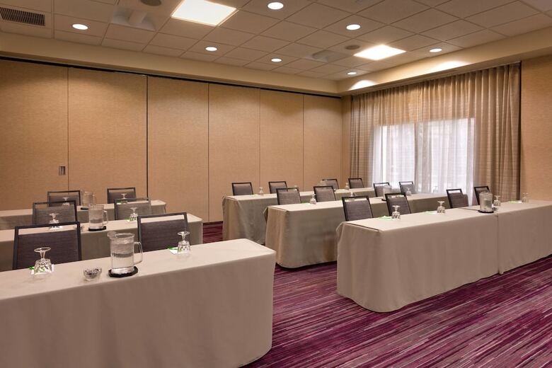 Hotel Courtyard By Marriott Sandy