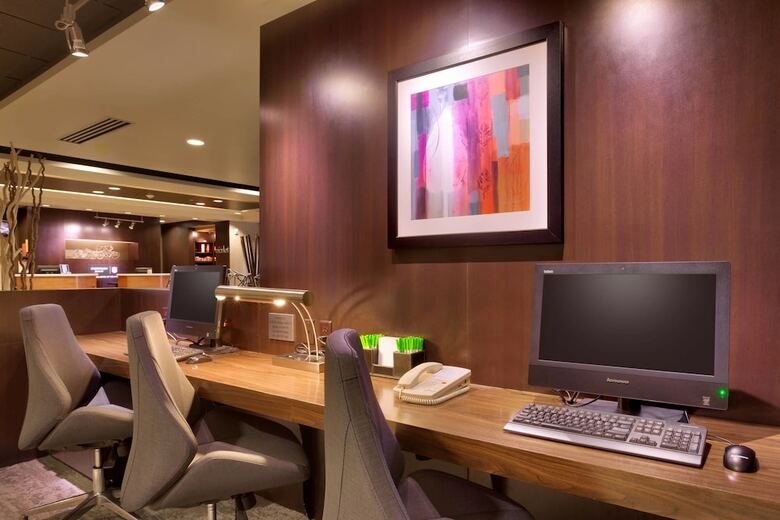 Hotel Courtyard By Marriott Sandy