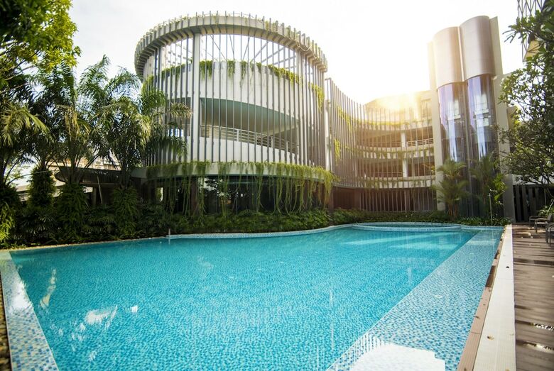The Mira Central Park Hotel