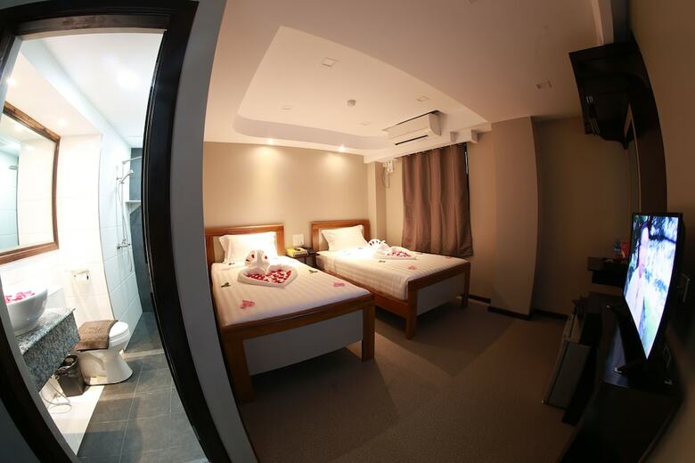 Tristar Hotel