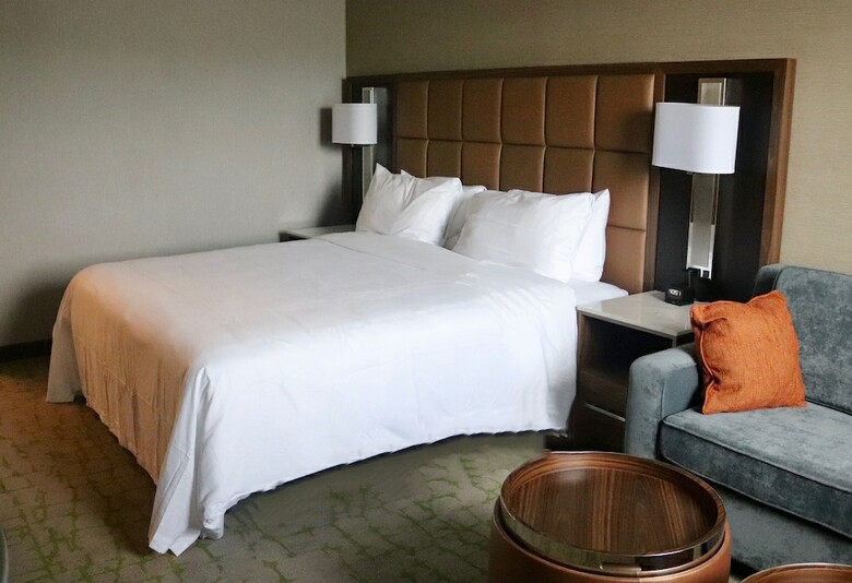 Hotel Doubletree By Hilton Huntington