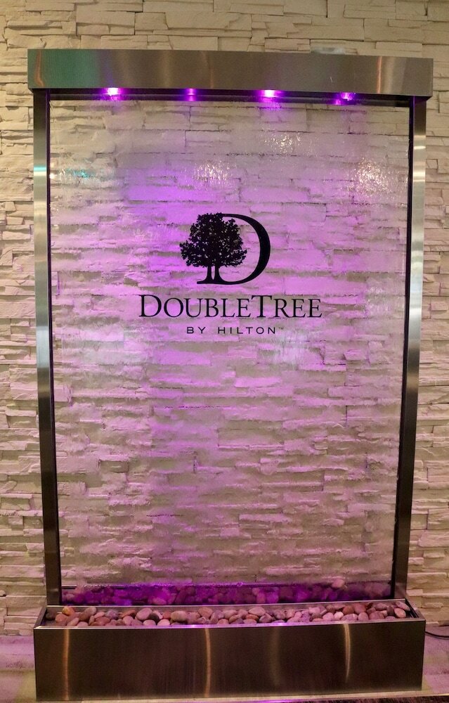Hotel Doubletree By Hilton Huntington