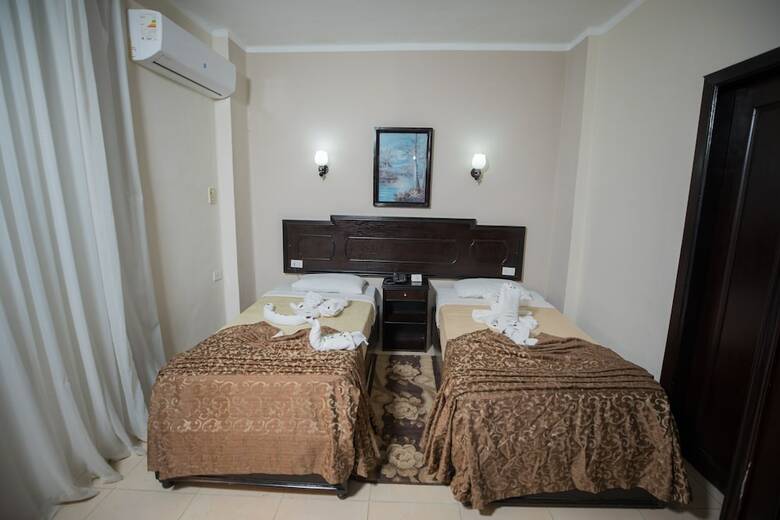 Hotel Sand Beach Resort