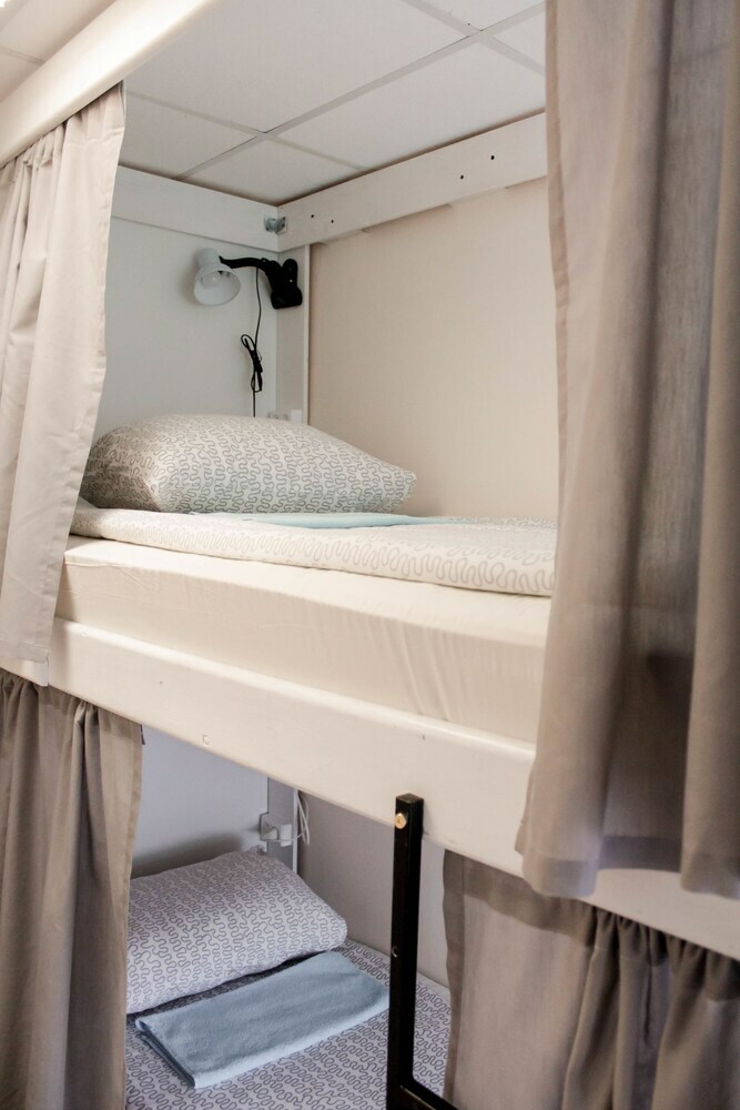 Hostal Landmark Guest House - Hostel