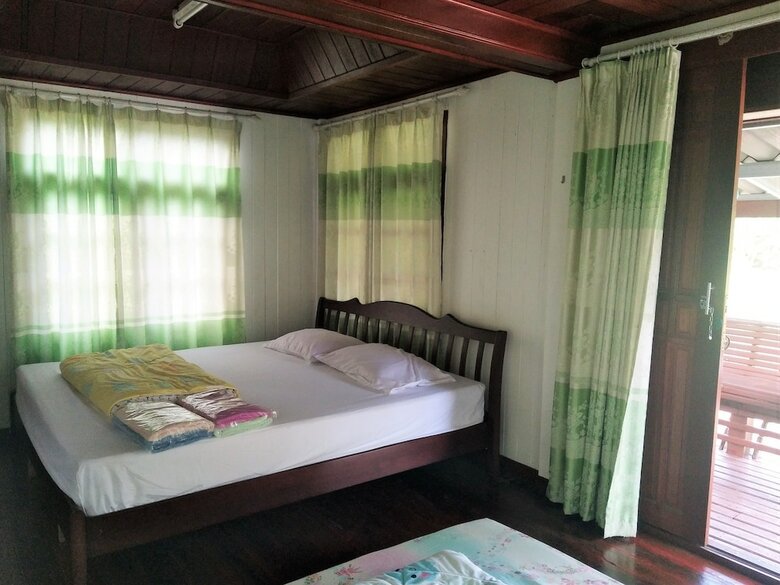 Hotel Sarocha Resort Rayong