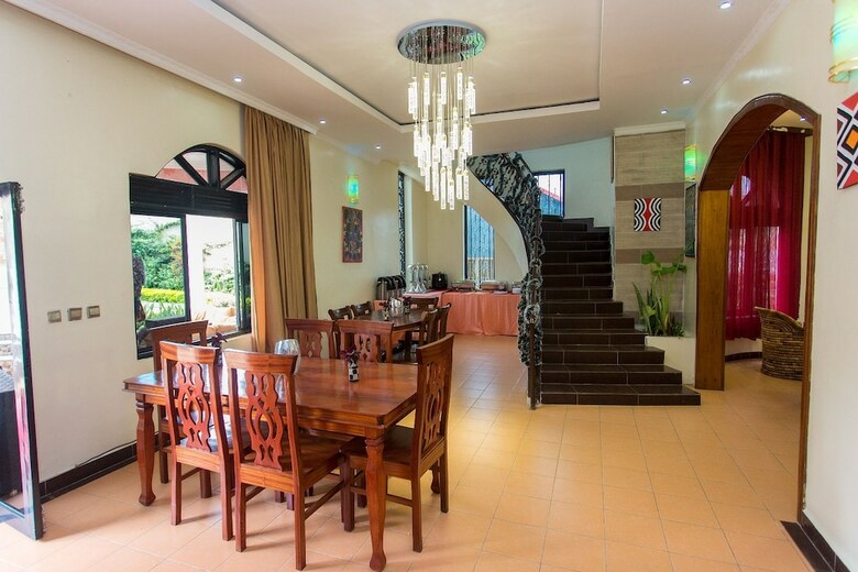 Bed & Breakfast N G Residence