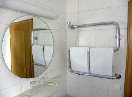 Hotel Restaurant Adler B�hlertal