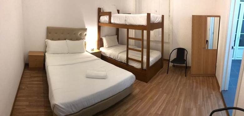 Hostal Just Lisbon Hostel & A.l