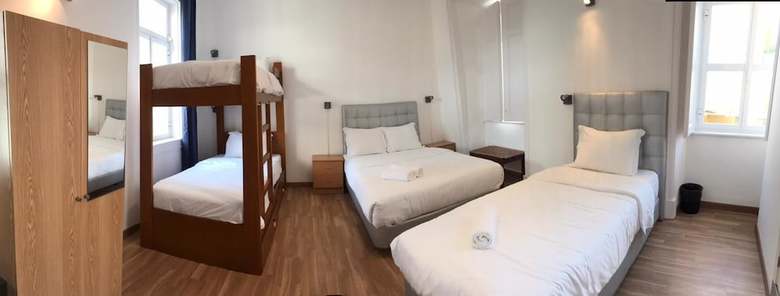 Hostal Just Lisbon Hostel & A.l