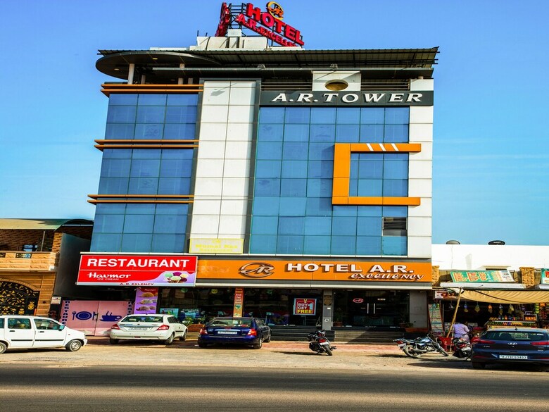 Hotel Oyo 4278 Ar Excellency