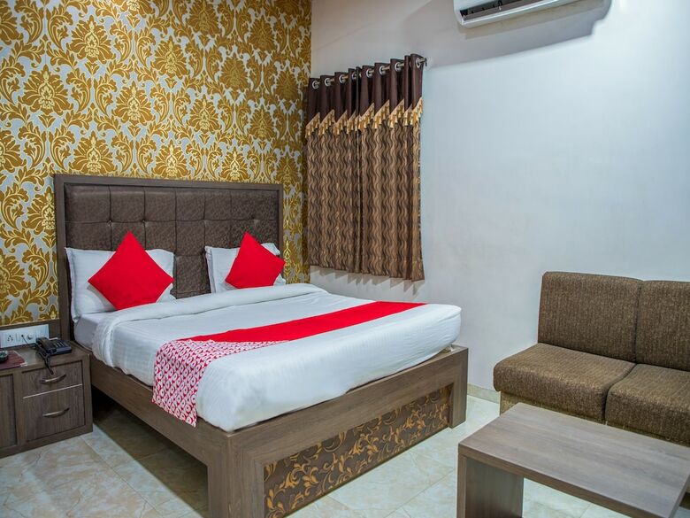 Hotel Oyo 4278 Ar Excellency