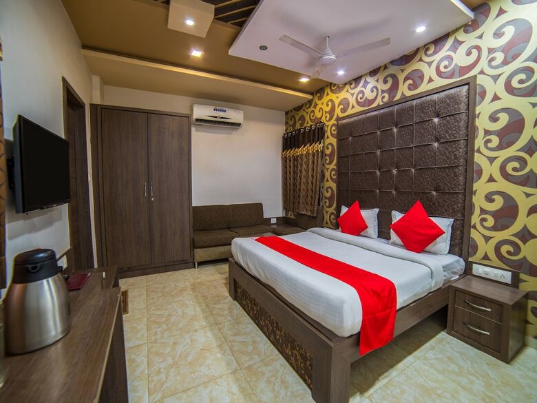 Hotel Oyo 4278 Ar Excellency