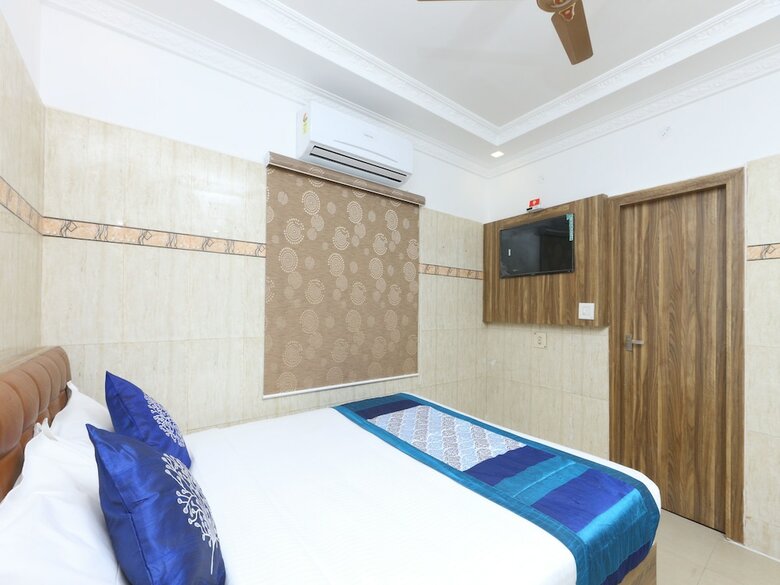 Hotel Oyo 11437 Gmt Centre