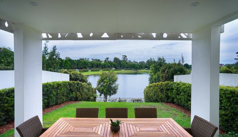 Lake Haven @ The Cove