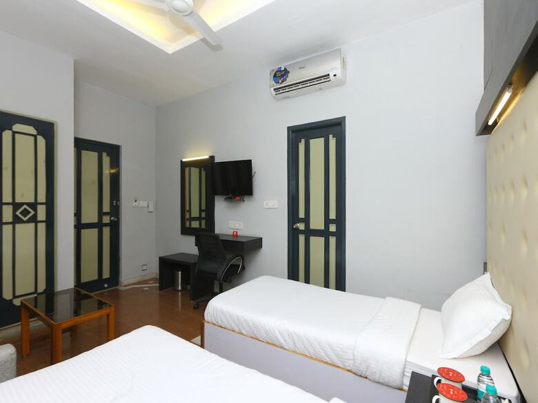 Oyo 9655 Hotel Grace Residency