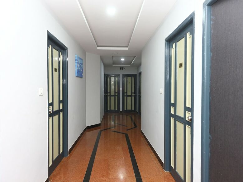 Oyo 9655 Hotel Grace Residency