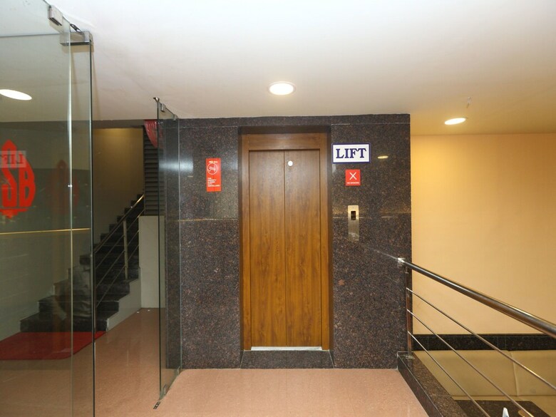 Oyo 9655 Hotel Grace Residency